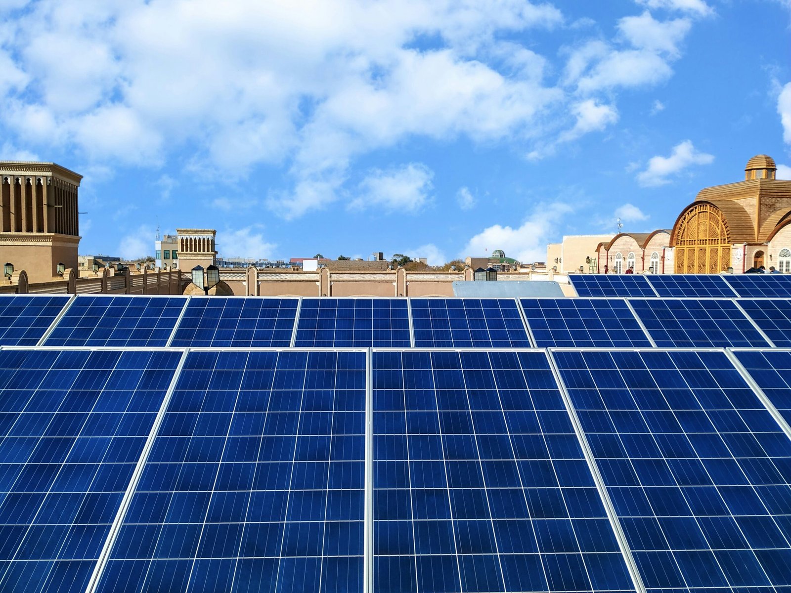 Top Solar Panel Technologies in 2025: Efficiency, Durability & Cost